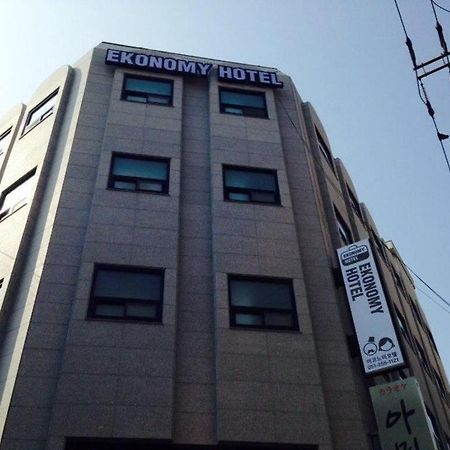 Ekonomy Hotel Nampo Busan Exterior photo
