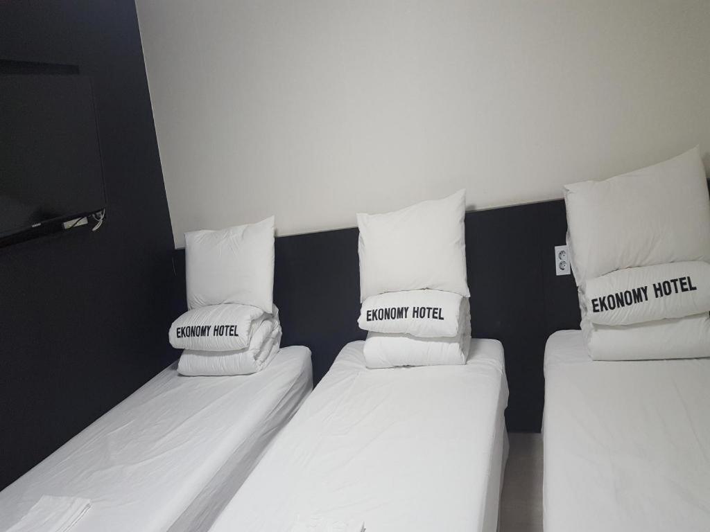 Ekonomy Hotel Nampo Busan Exterior photo