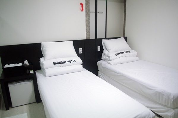 Ekonomy Hotel Nampo Busan Exterior photo