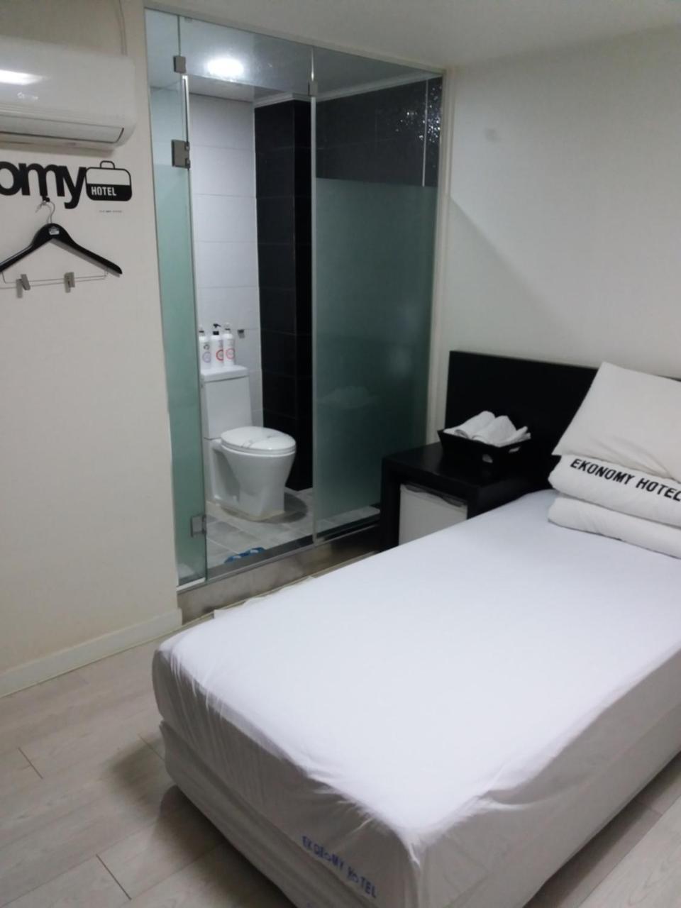 Ekonomy Hotel Nampo Busan Exterior photo